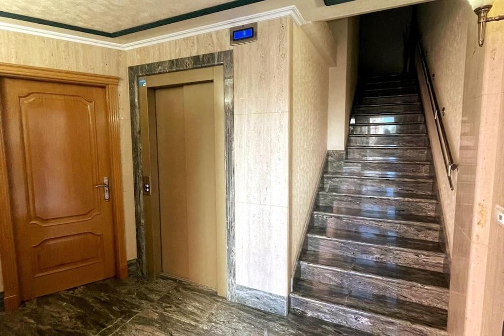 דירות א-קורוניה Apartamento Coruna 400 Metros De La Playa מראה חיצוני תמונה